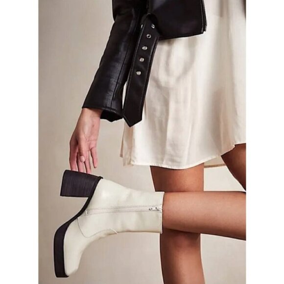 FREE PEOPLE Ruby Platform Bootie in White Size 9US / 39EU - Picture 1 of 8
